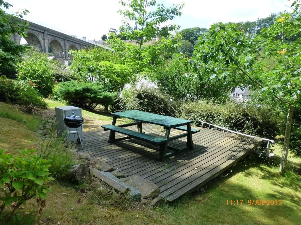 Le Logis Port De Dinan *