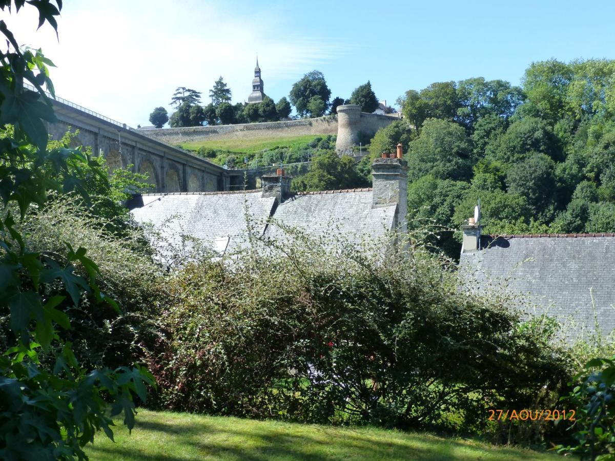 Le Logis De La Cour De Bretagne Au Port De Dinan Apartment *