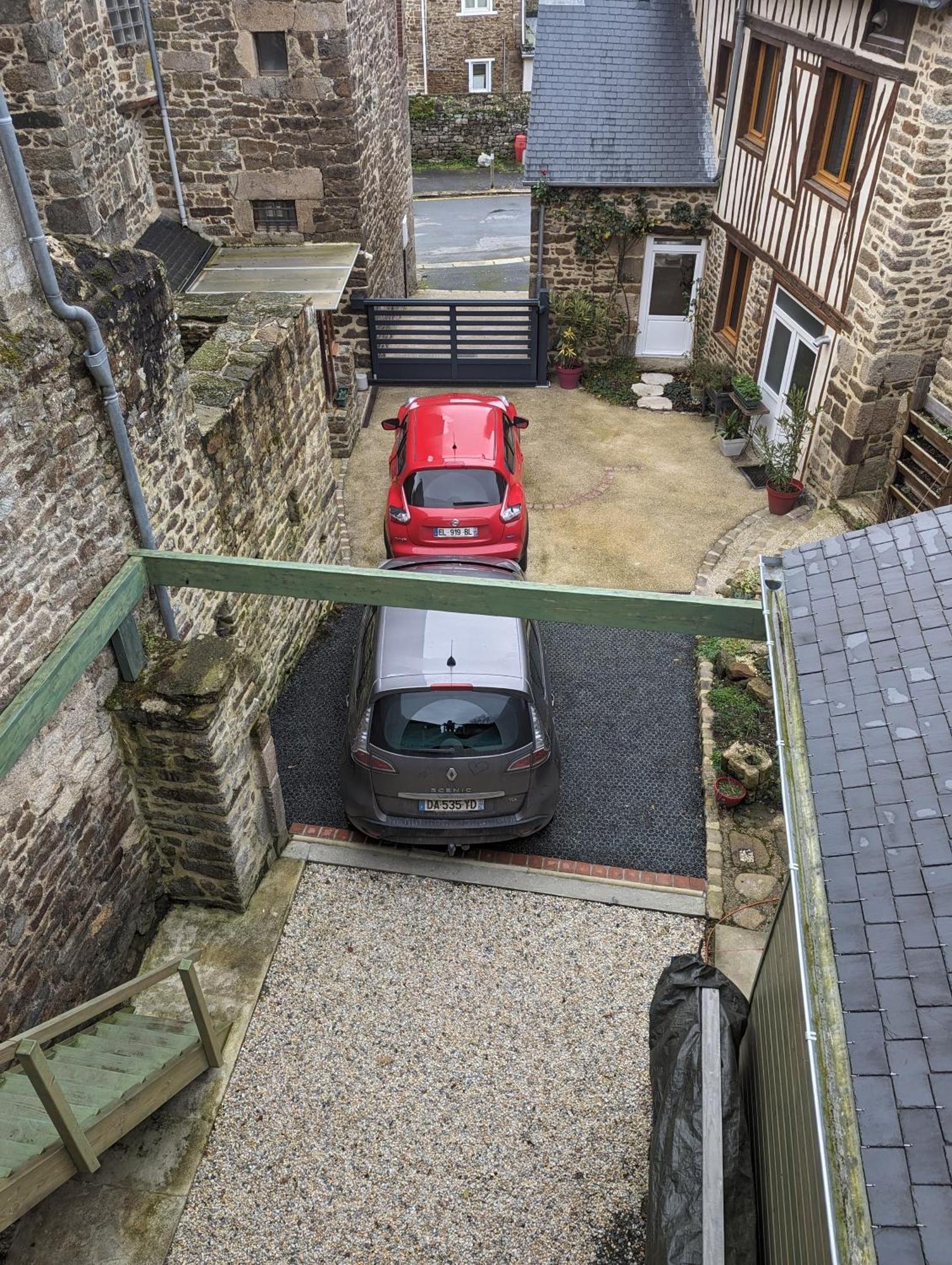 Le Logis De La Cour De Bretagne Au Port De Dinan Apartment *